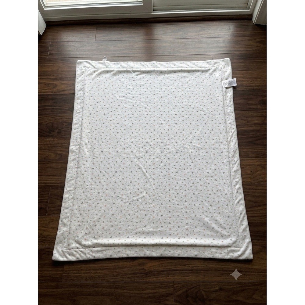Walt Disney Collection Winnie the Pooh Embroidered Baby Blanket Reversible - Picture 3 of 8